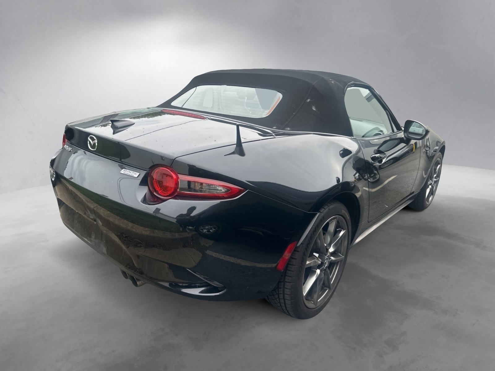 2016 Mazda MX-5 Miata Miata Grand Touring photo 4