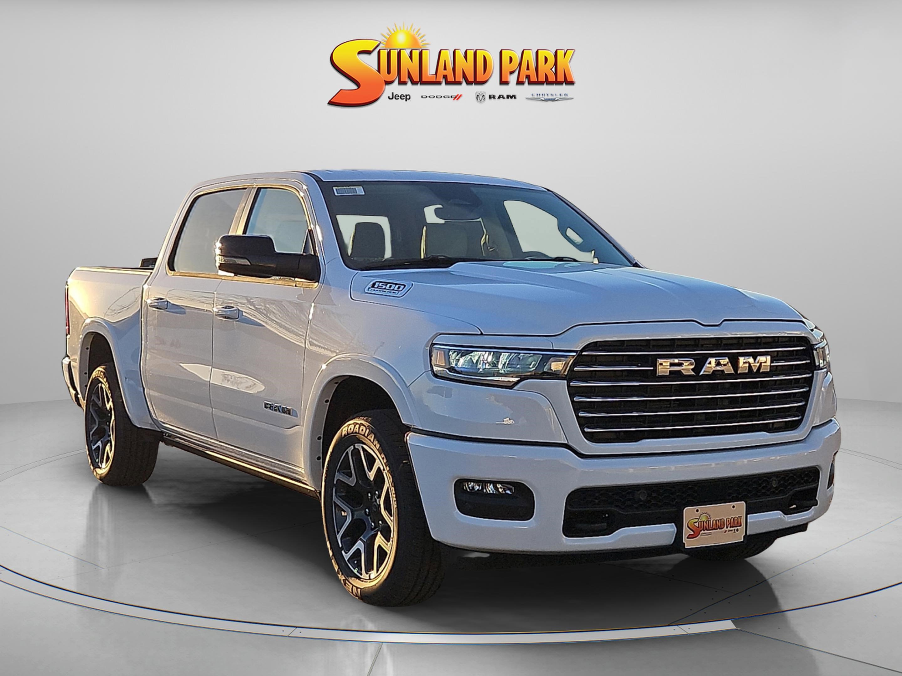2026 RAM Ram 1500 Pickup Laramie's photo