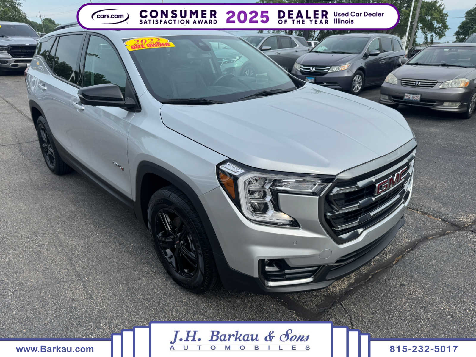 2022 GMC Terrain AT4's photo