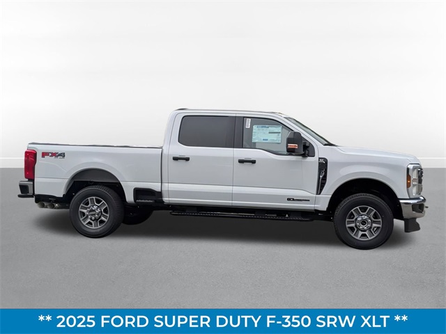 2025 Ford F-350 XLT photo 2