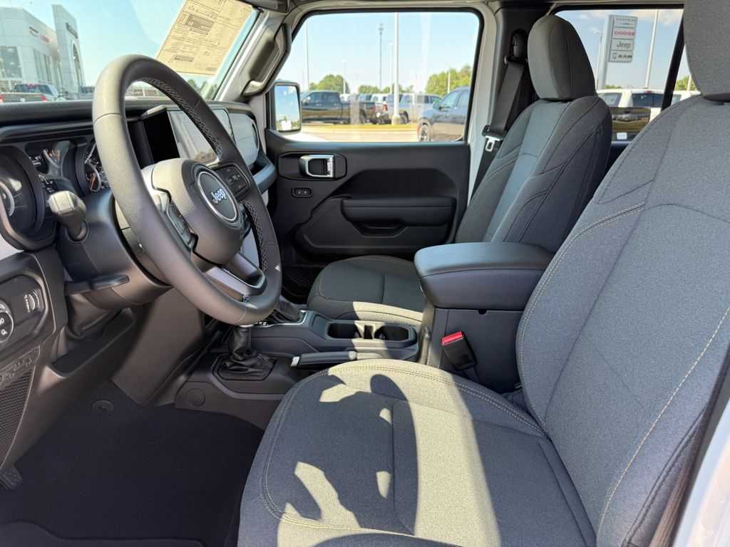 2025 Jeep Gladiator Sport S photo 7