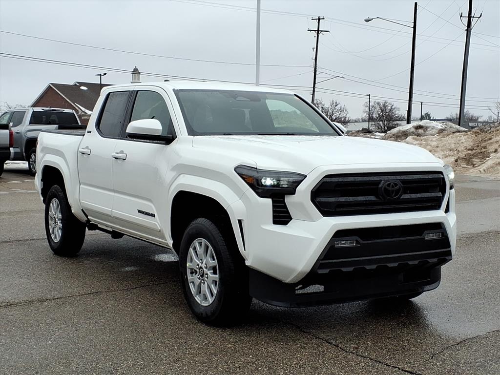 2026 Toyota Tacoma SR5's photo