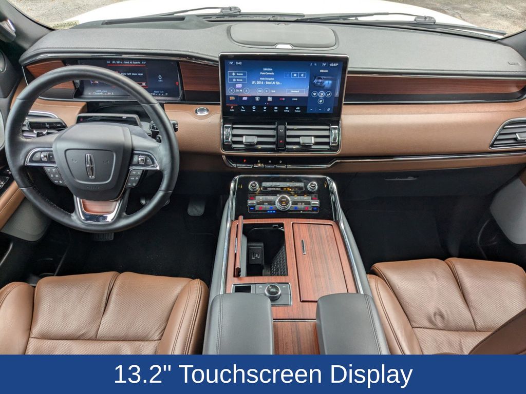 2023 Lincoln Navigator L Reserve photo 17
