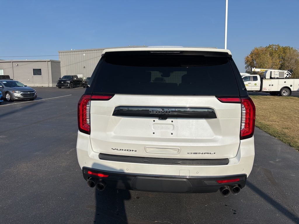 2023 Gmc Yukon Denali Ultimate photo 3