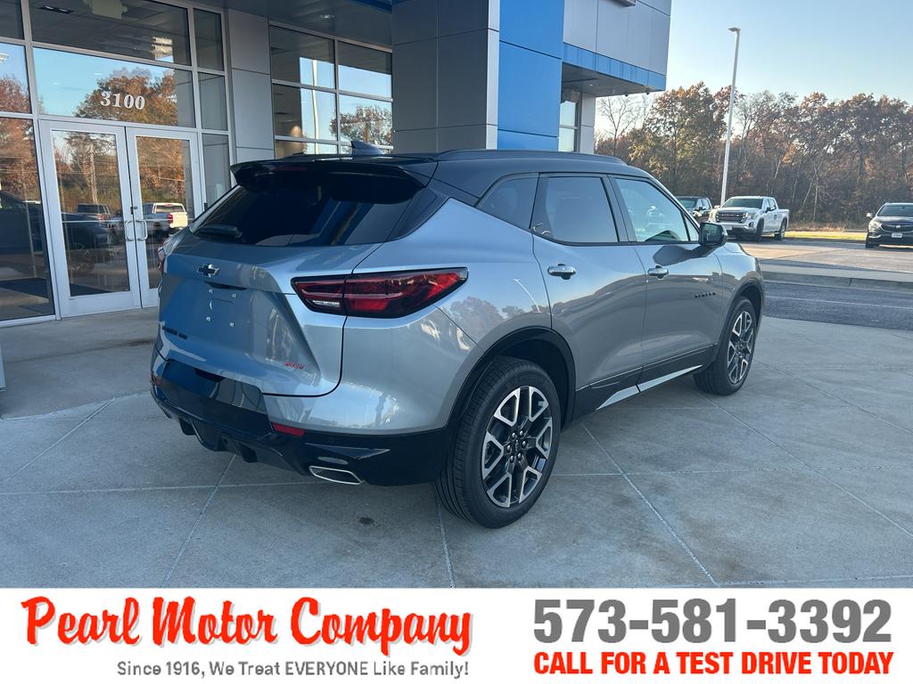 2026 Chevrolet Blazer RS photo 4