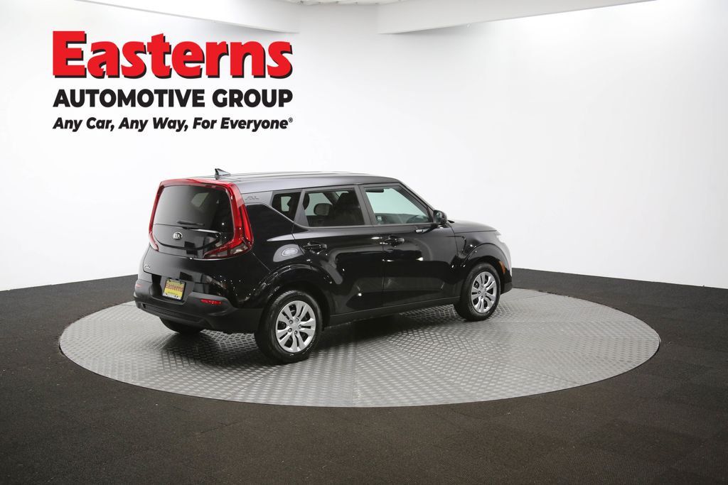 2021 Kia Soul LX photo 32