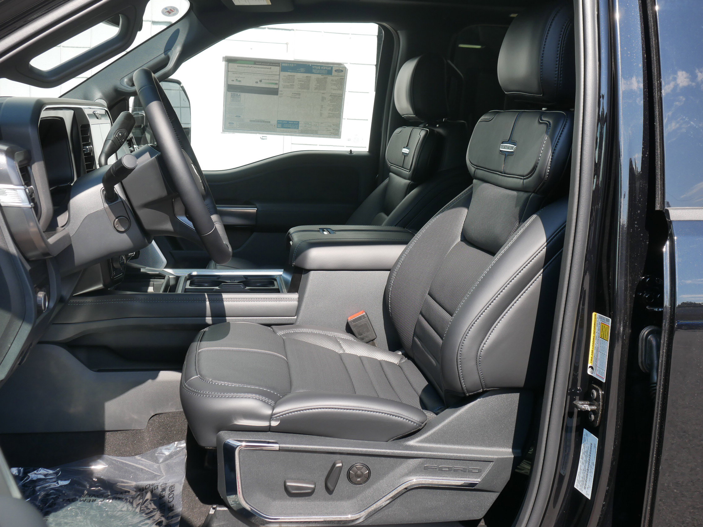 2026 Ford F-350 Platinum photo 3