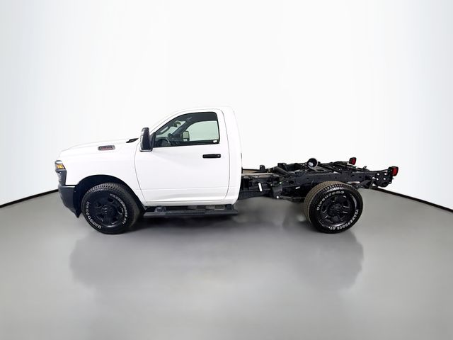 2025 Ram 3500 Tradesman photo 3
