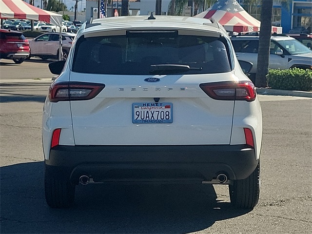 2025 Ford Escape ST-Line photo 7