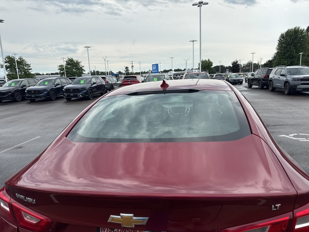 2018 Chevrolet Malibu 1LT photo 11