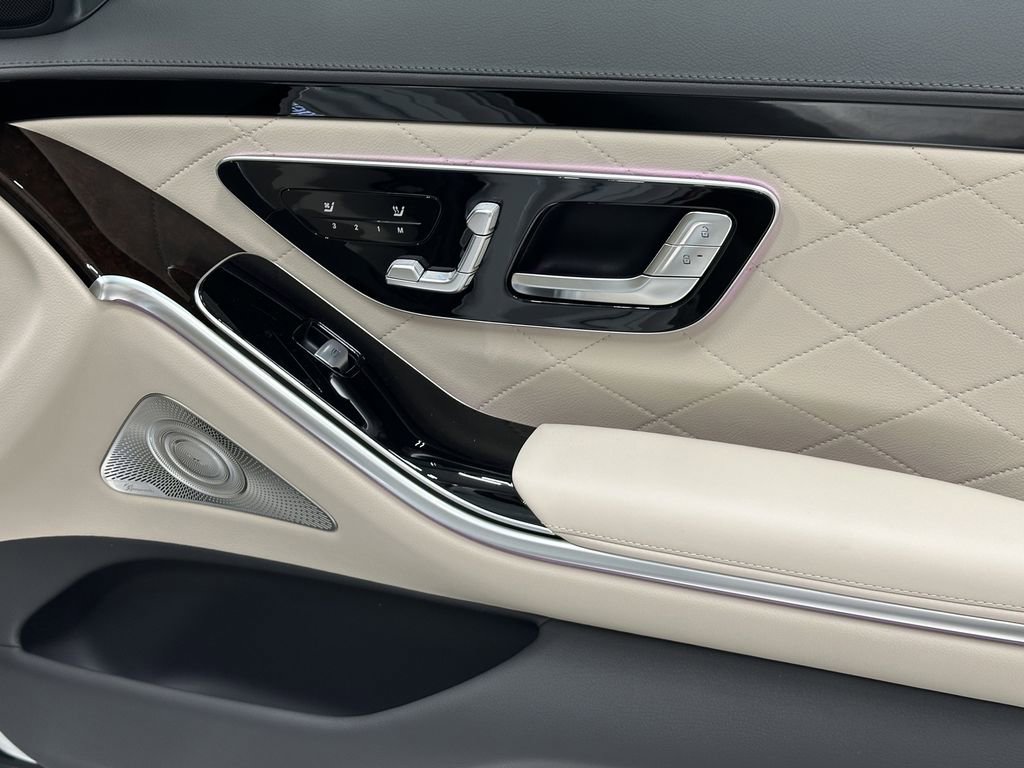 2026 Mercedes Benz S 500 4MATIC photo 29