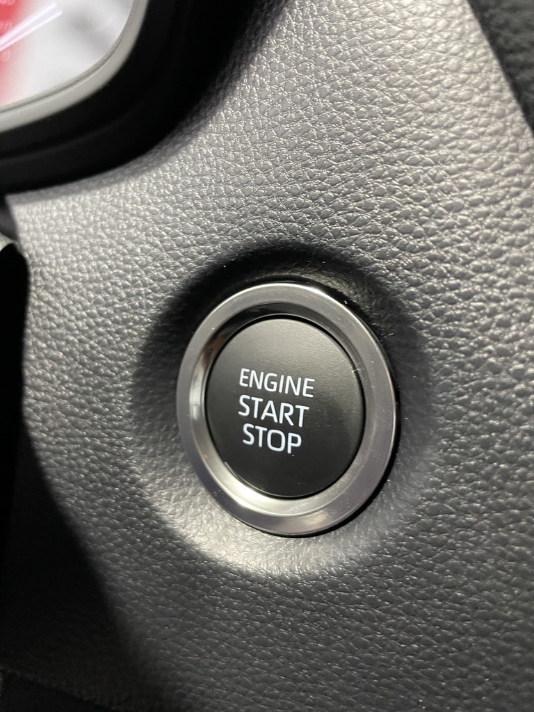 2025 Toyota Corolla SE photo 31