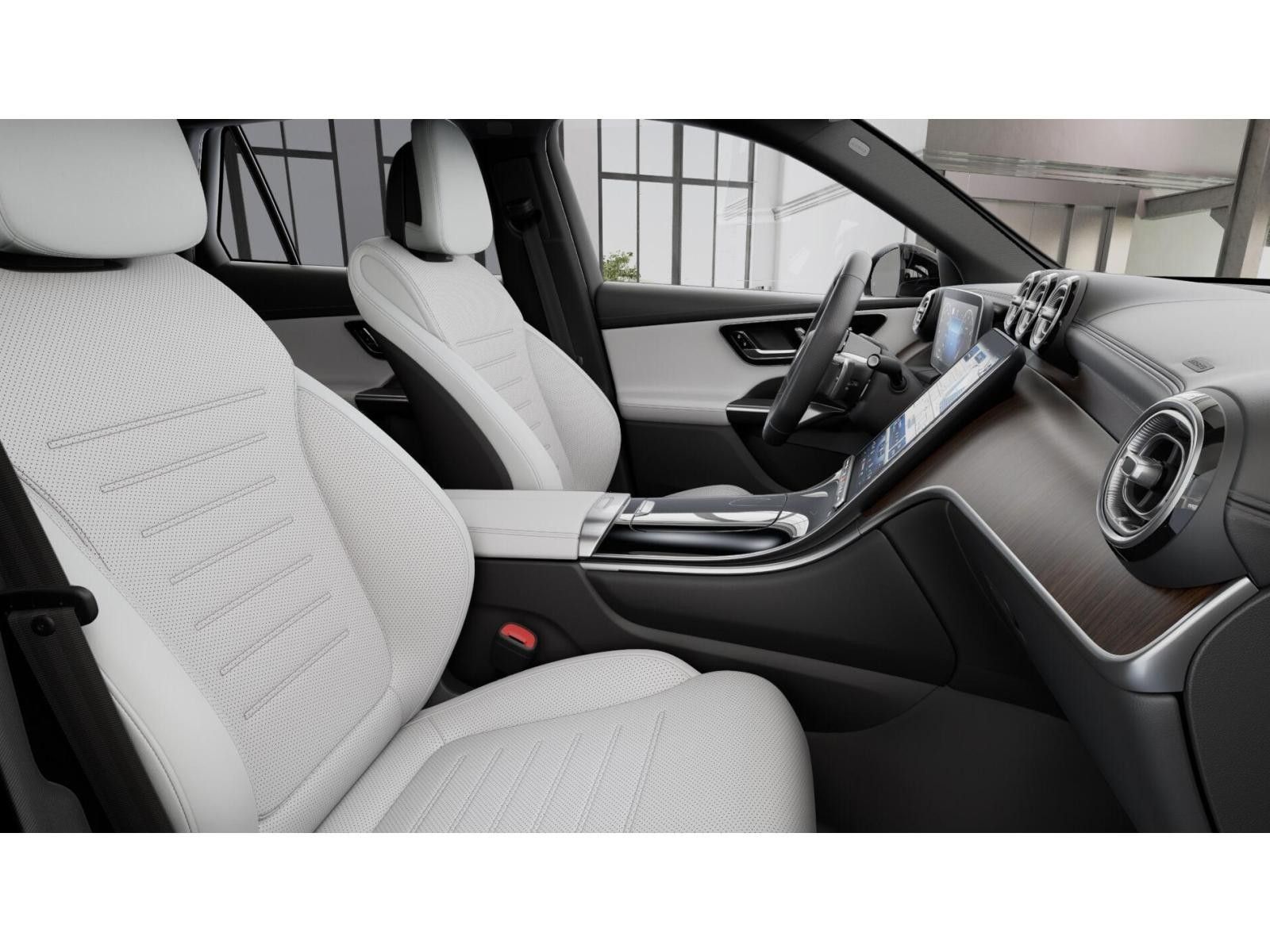2026 Mercedes Benz GLC 300 4MATIC photo 3