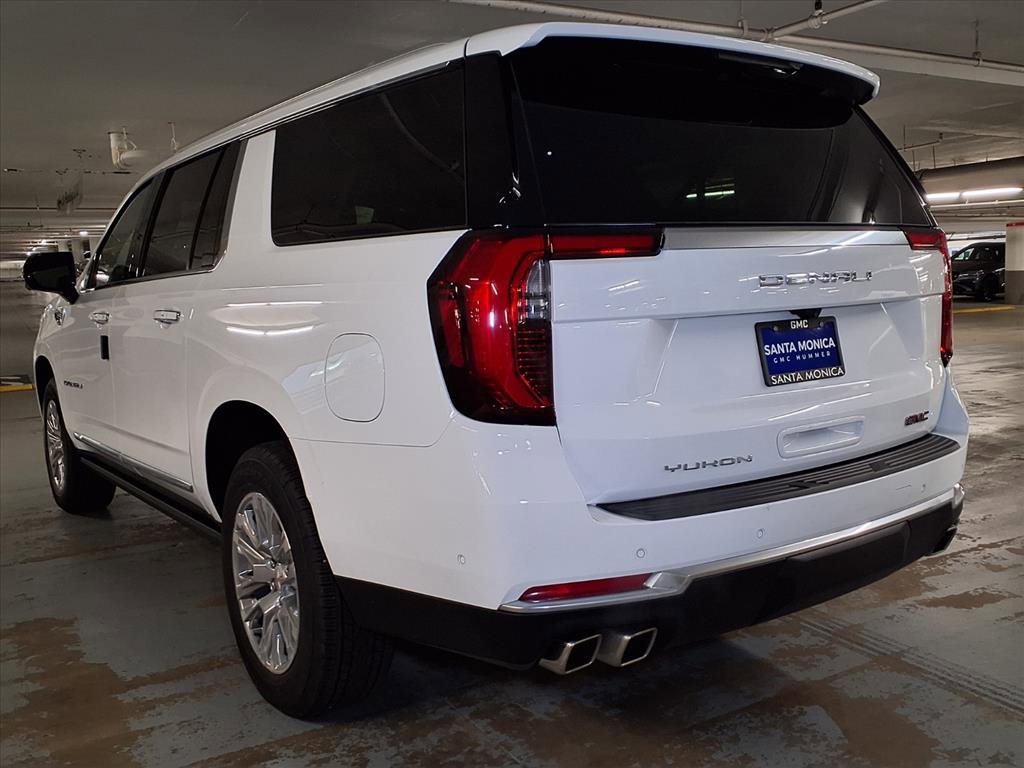 2026 Gmc Yukon XL Denali photo 10