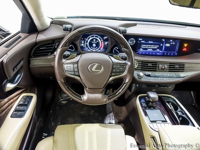 2020 Lexus LS 500 photo 2