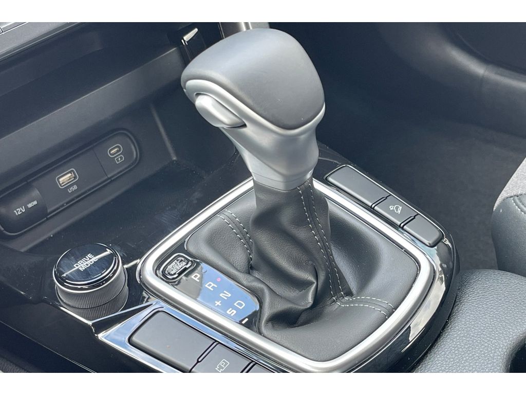 2025 Kia Seltos S photo 27