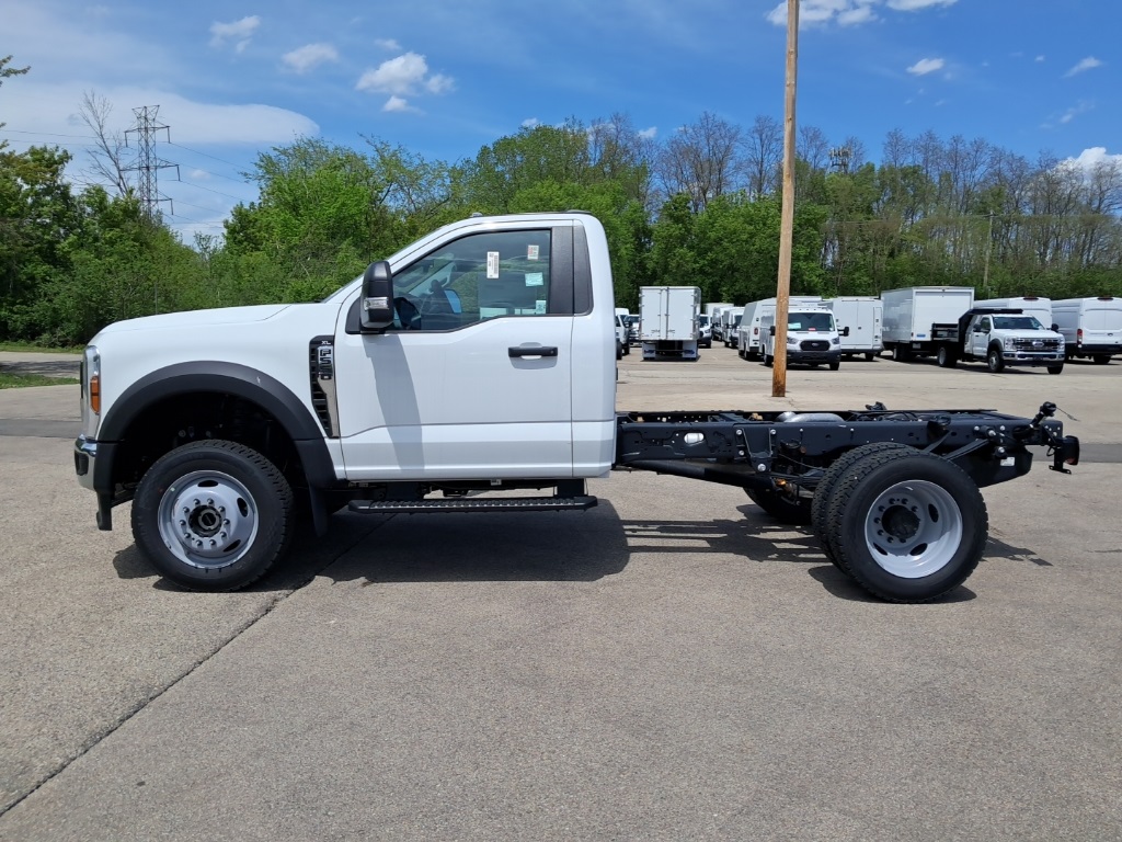 2024 Ford F-550 XL photo 4