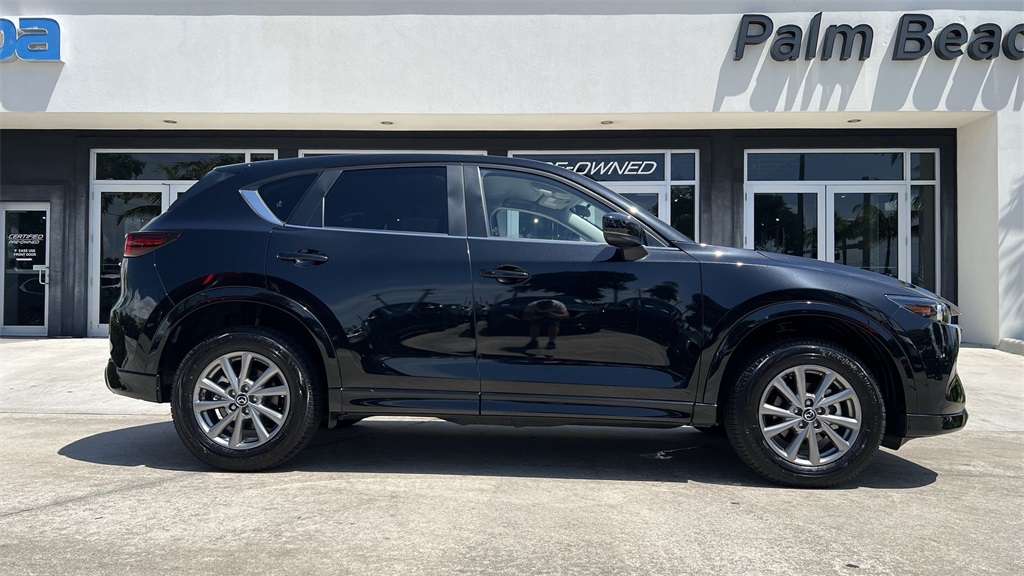 2025 Mazda CX-5 2.5 Select photo 30
