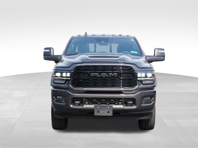 Used 2024 RAM Ram 3500 Pickup Limited with VIN 3C63R3SL1RG220162 for sale in Burnsville, Minnesota