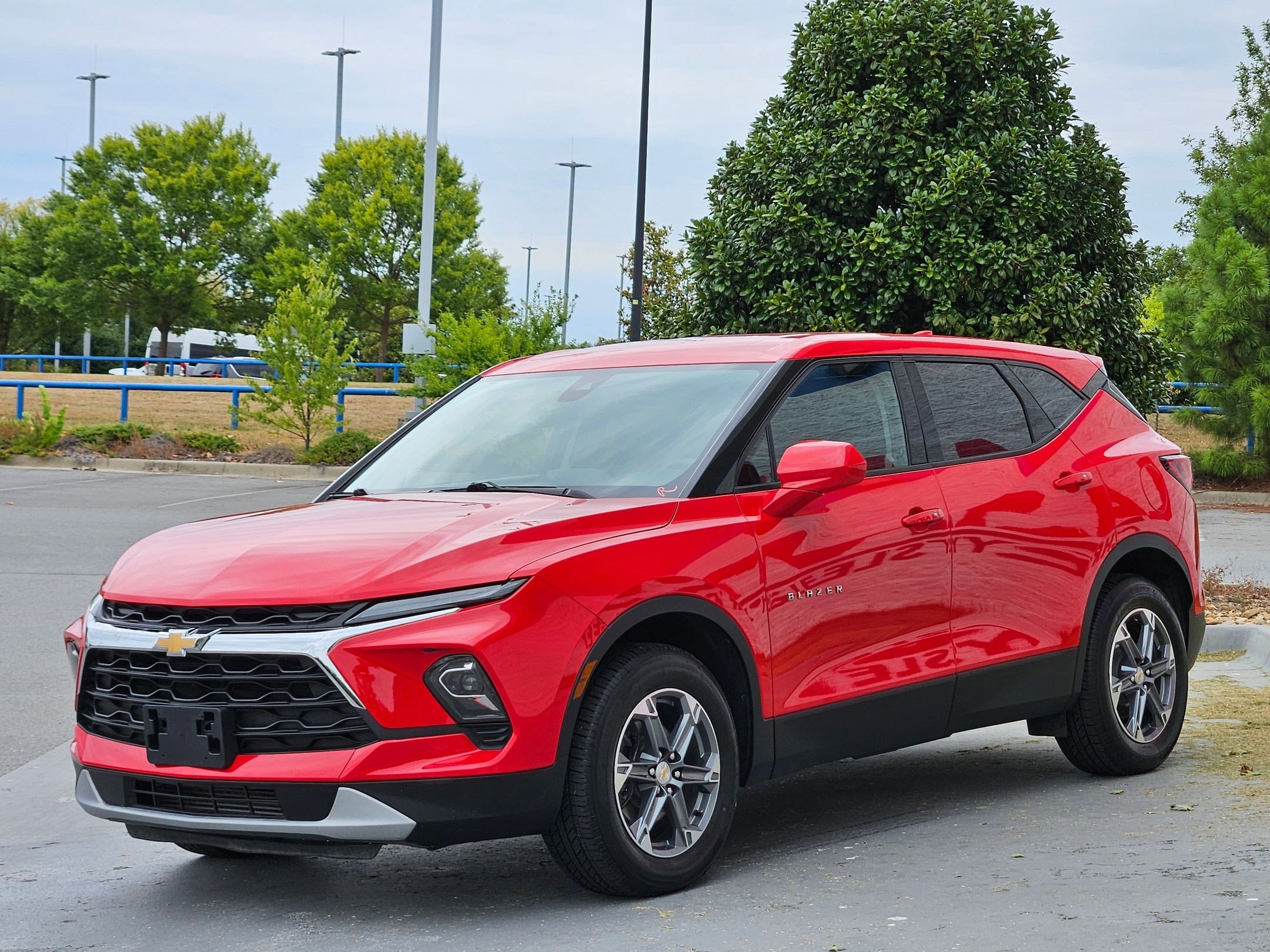 2023 Chevrolet Blazer 2LT photo 3