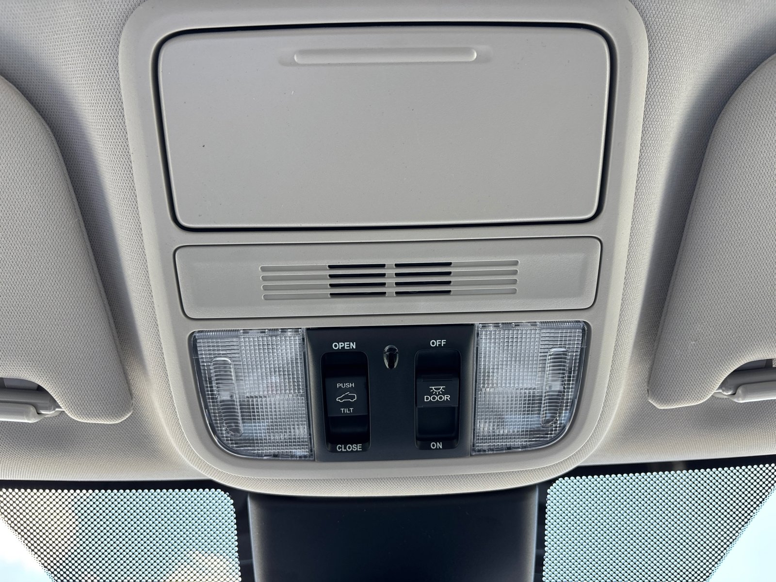 2026 Honda Odyssey EX-L photo 4