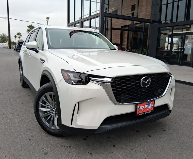 2026 Mazda CX-90 Select Package's photo