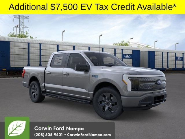 2025 Ford F-150 Lightning Flash