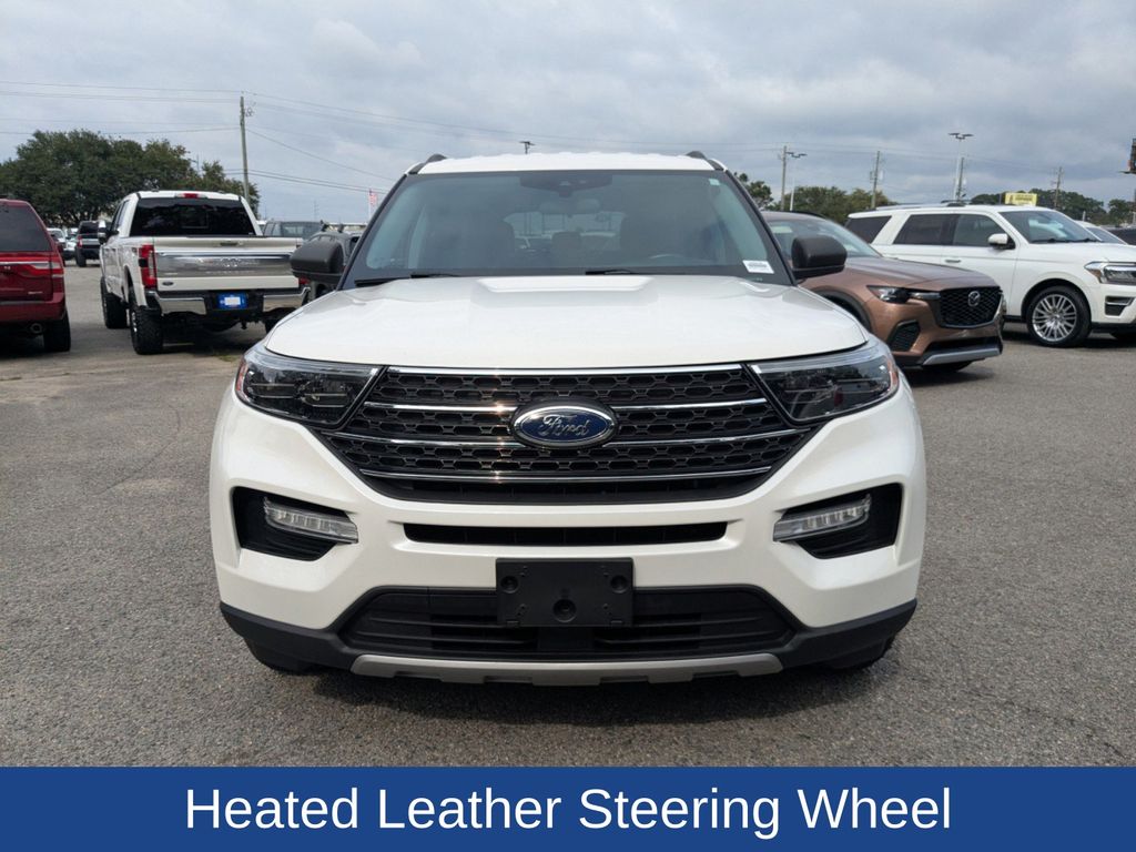 2022 Ford Explorer XLT photo 9