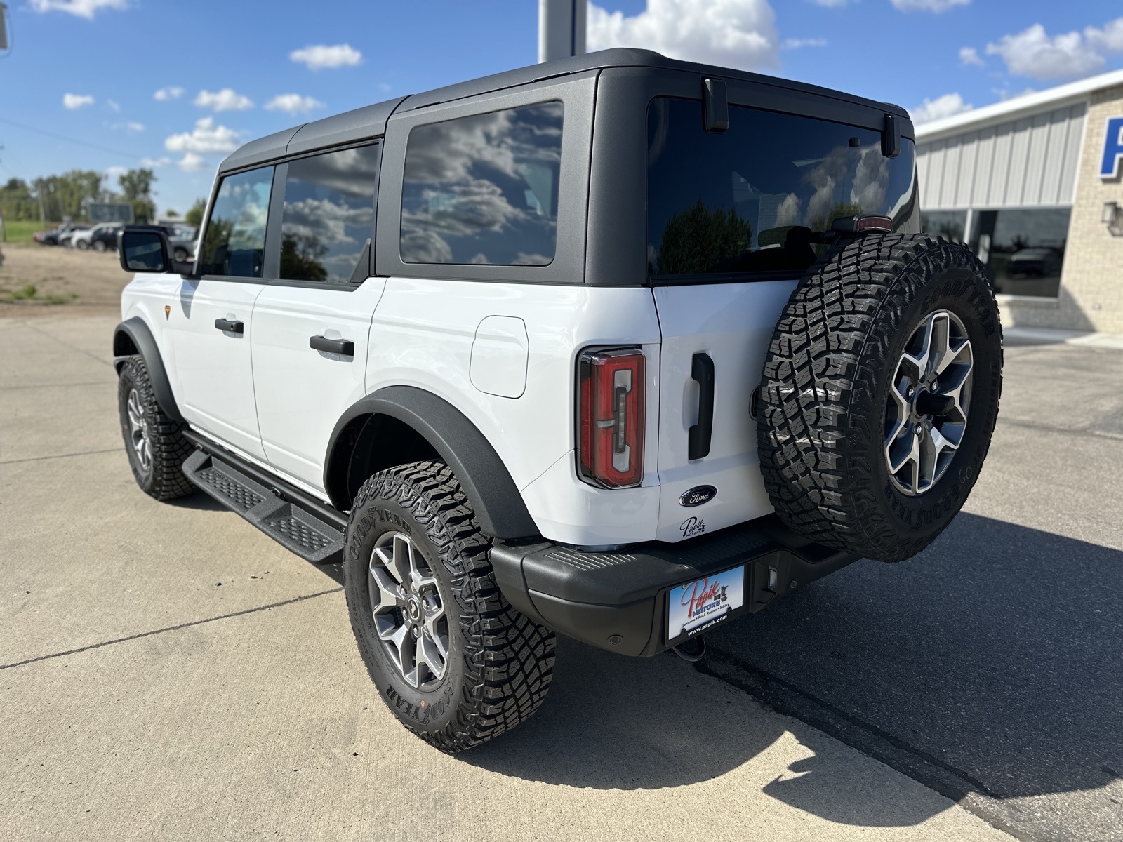 2025 Ford Bronco Badlands photo 4