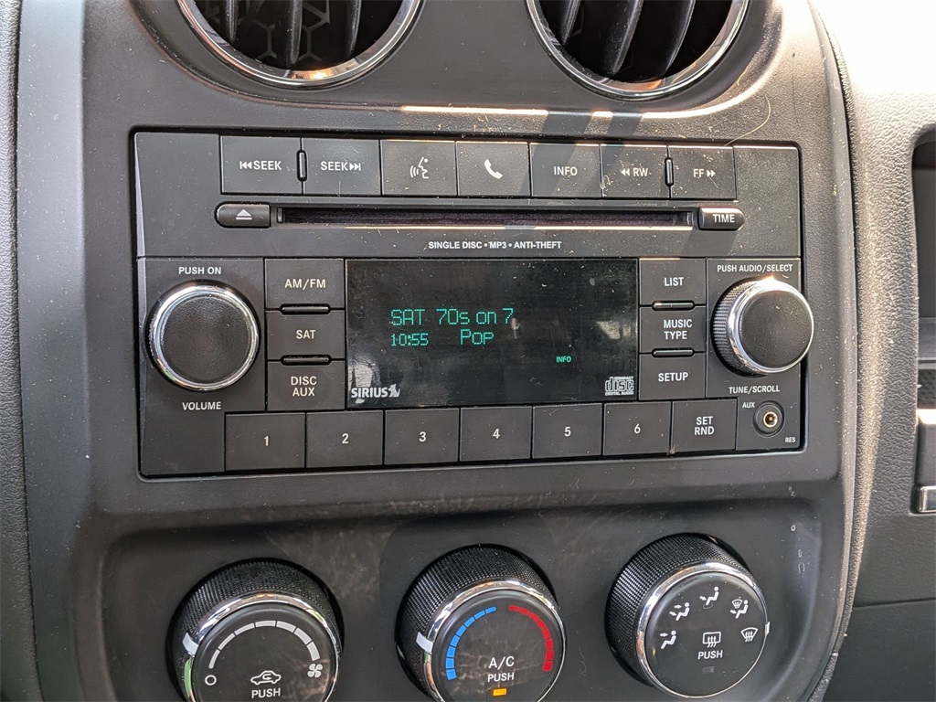 2016 Jeep Patriot High Altitude photo 14