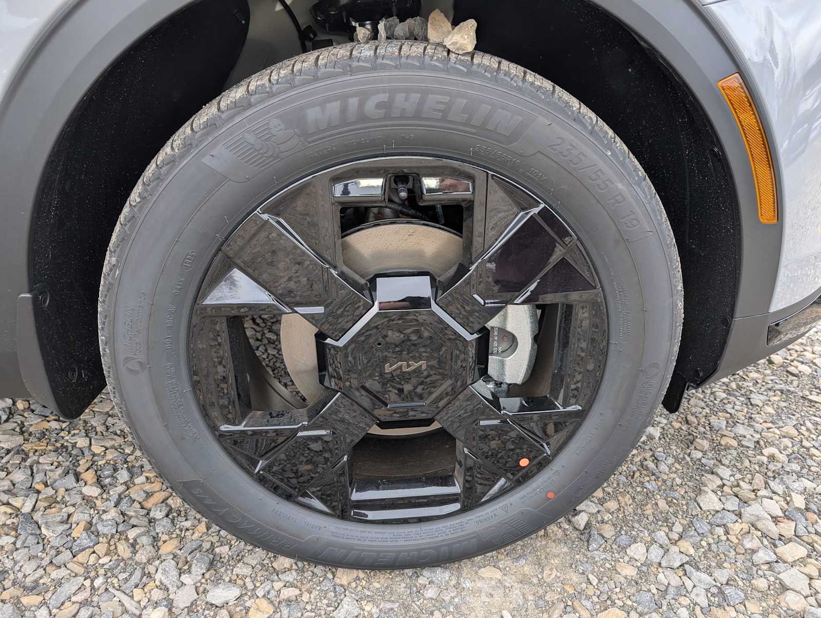 2026 Kia Sportage Plug-In Hybrid X-Line photo 3