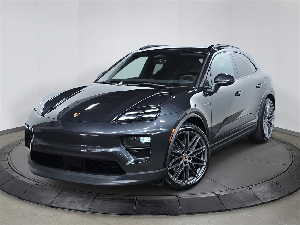 2025 Porsche Macan