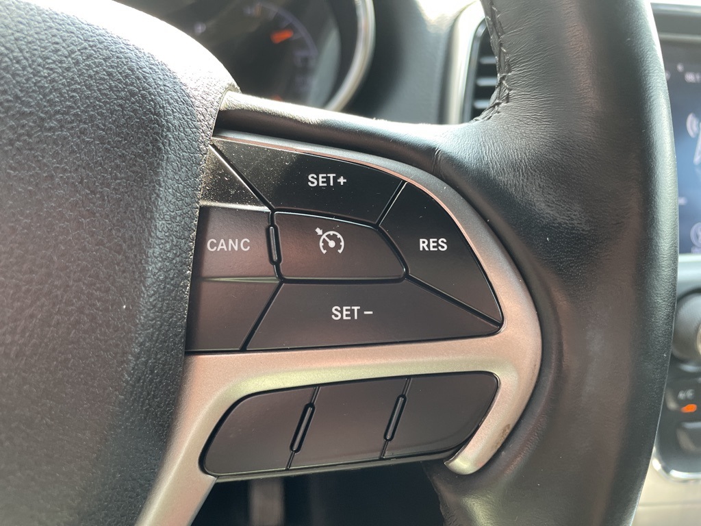 2018 Jeep Grand Cherokee Altitude photo 11