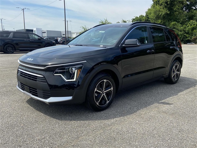 2025 Kia Niro EX photo 3