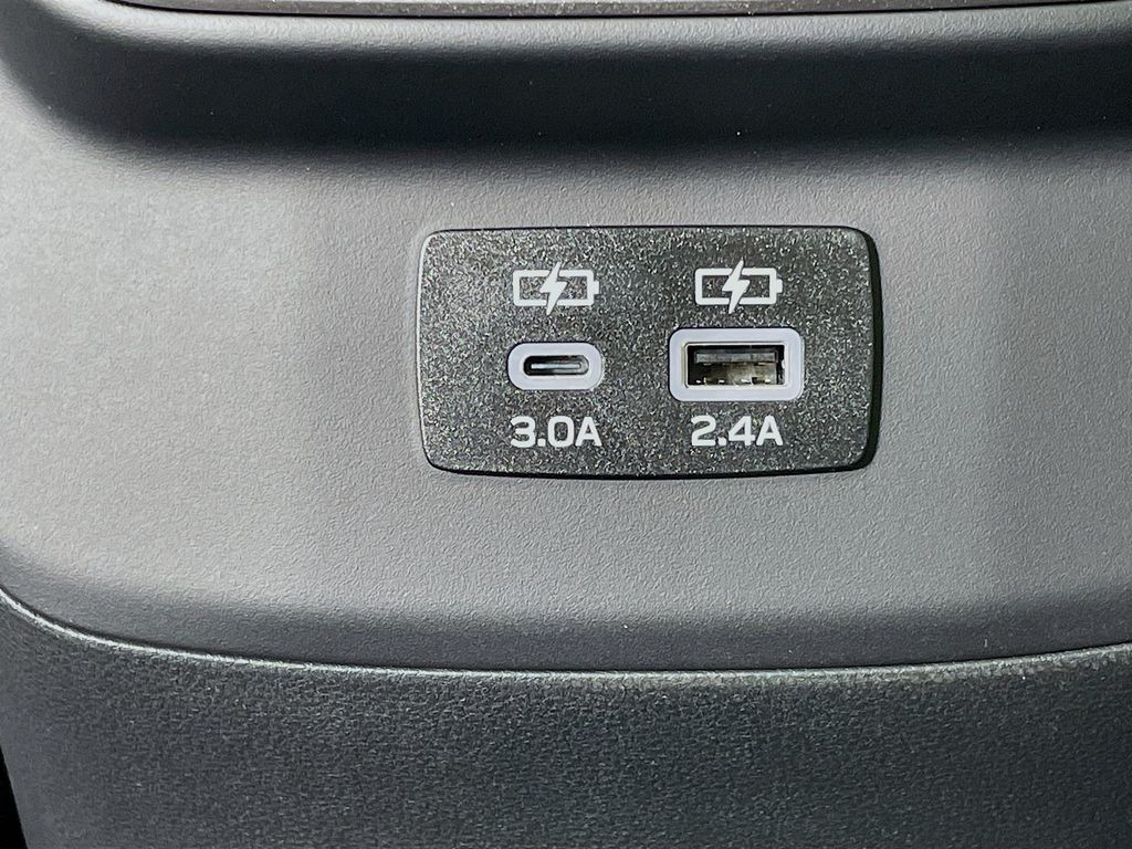2025 Subaru Legacy Premium photo 24