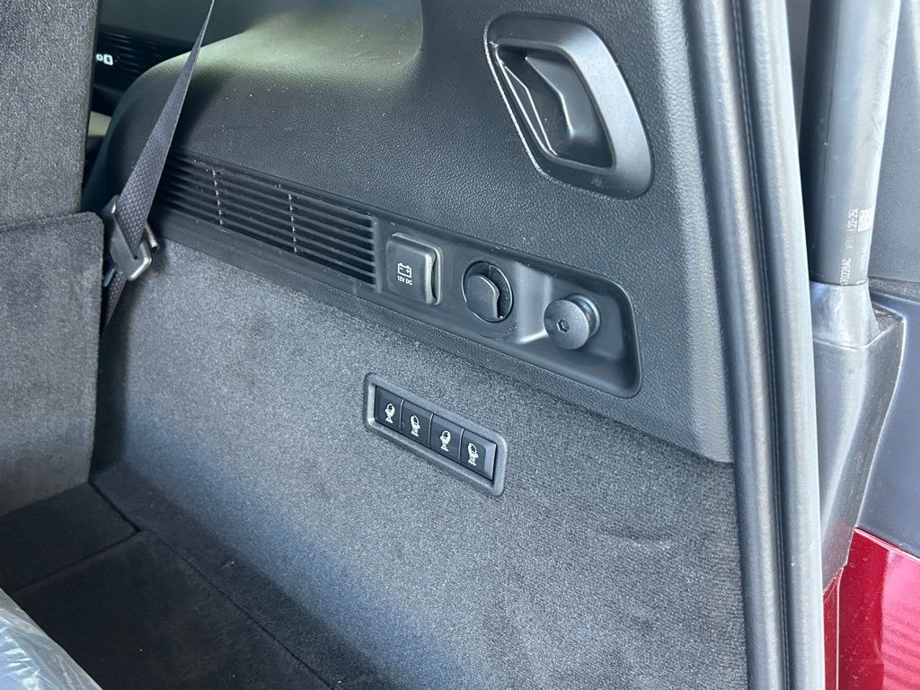 2024 Jeep Grand Wagoneer photo 34