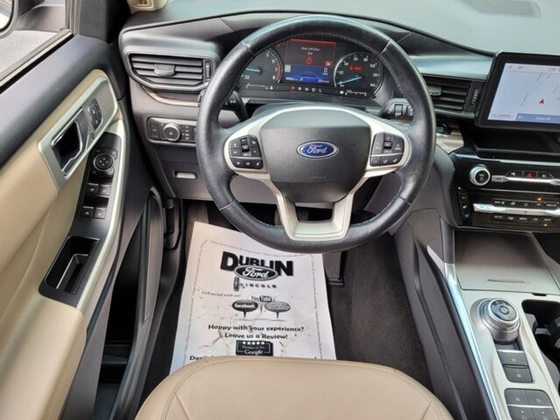2022 Ford Explorer Limited photo 6