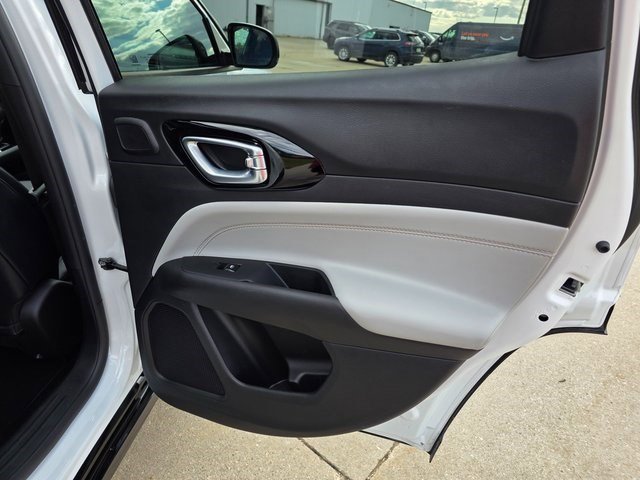 2025 Jeep Compass Limited photo 12