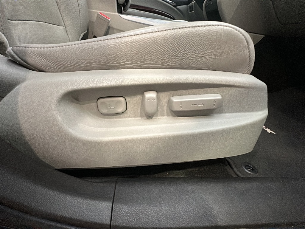 2016 Acura MDX SH-AWD Advance Entertainment photo 15