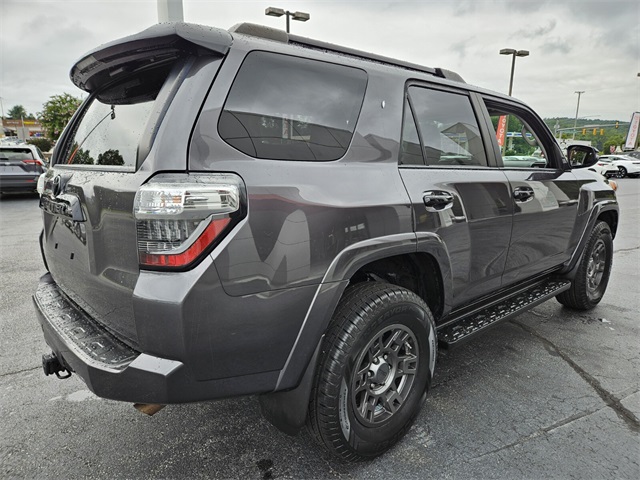 2020 Toyota 4Runner Base photo 7