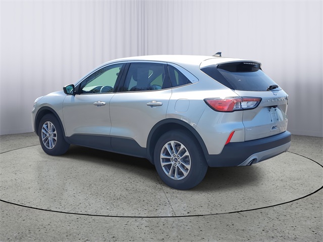 2022 Ford Escape SE photo 4