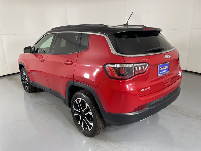 2023 Jeep Compass Limited photo 6