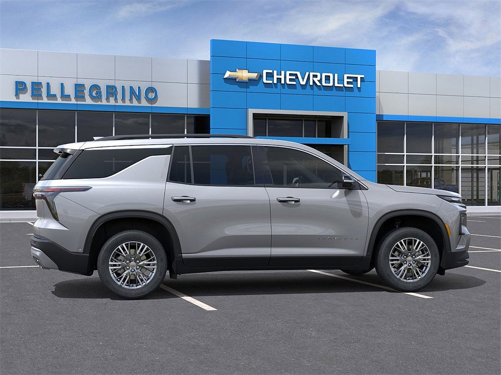 2026 Chevrolet Traverse photo 5