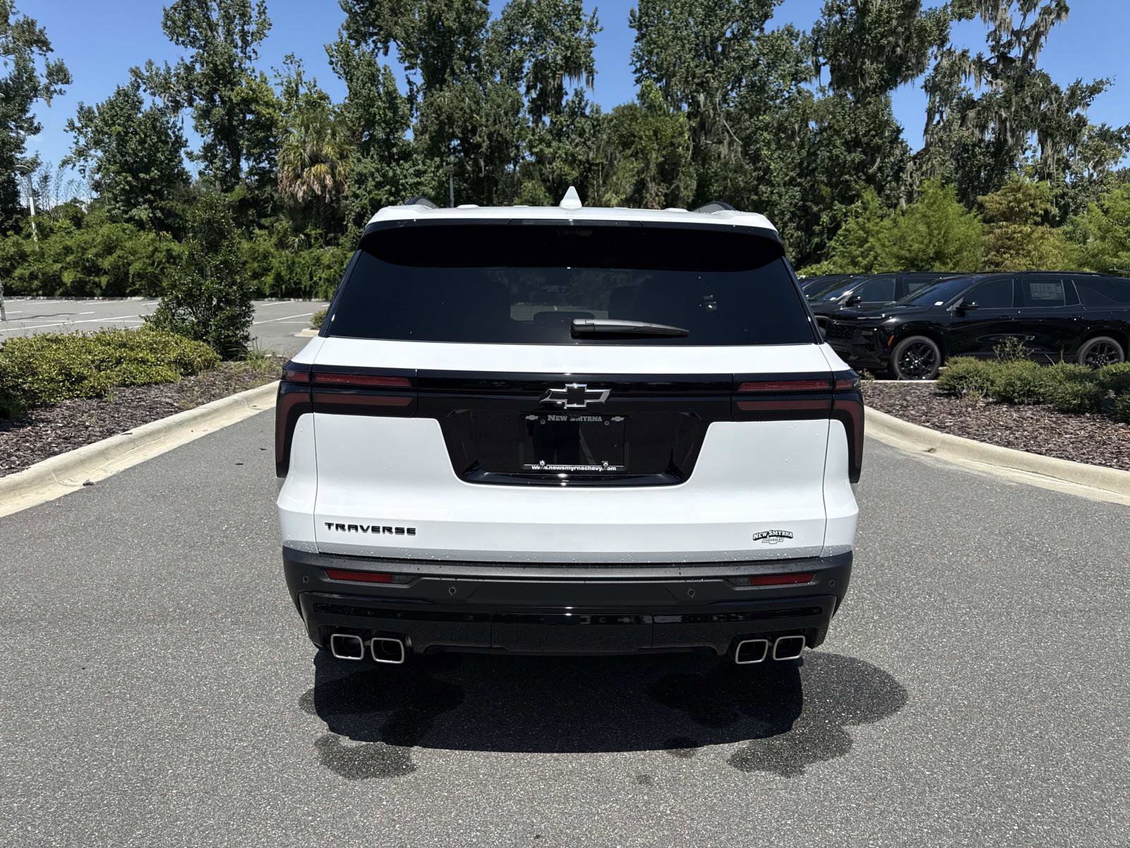 2026 Chevrolet Traverse photo 4