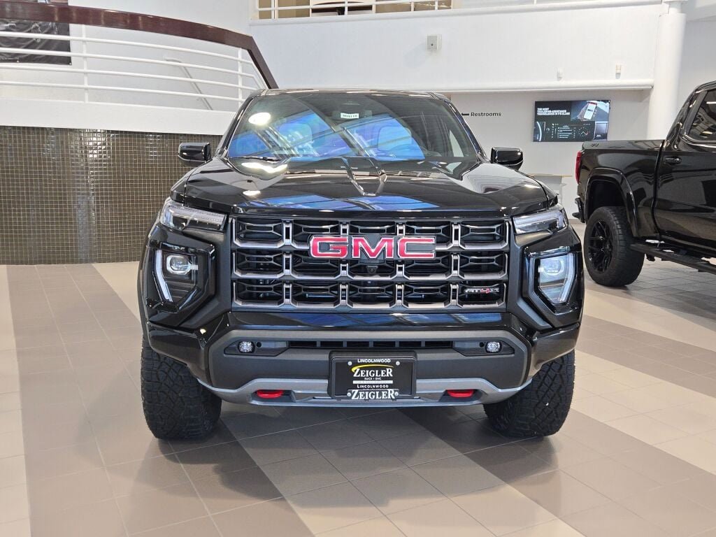 2026 Gmc Canyon AT4X photo 3
