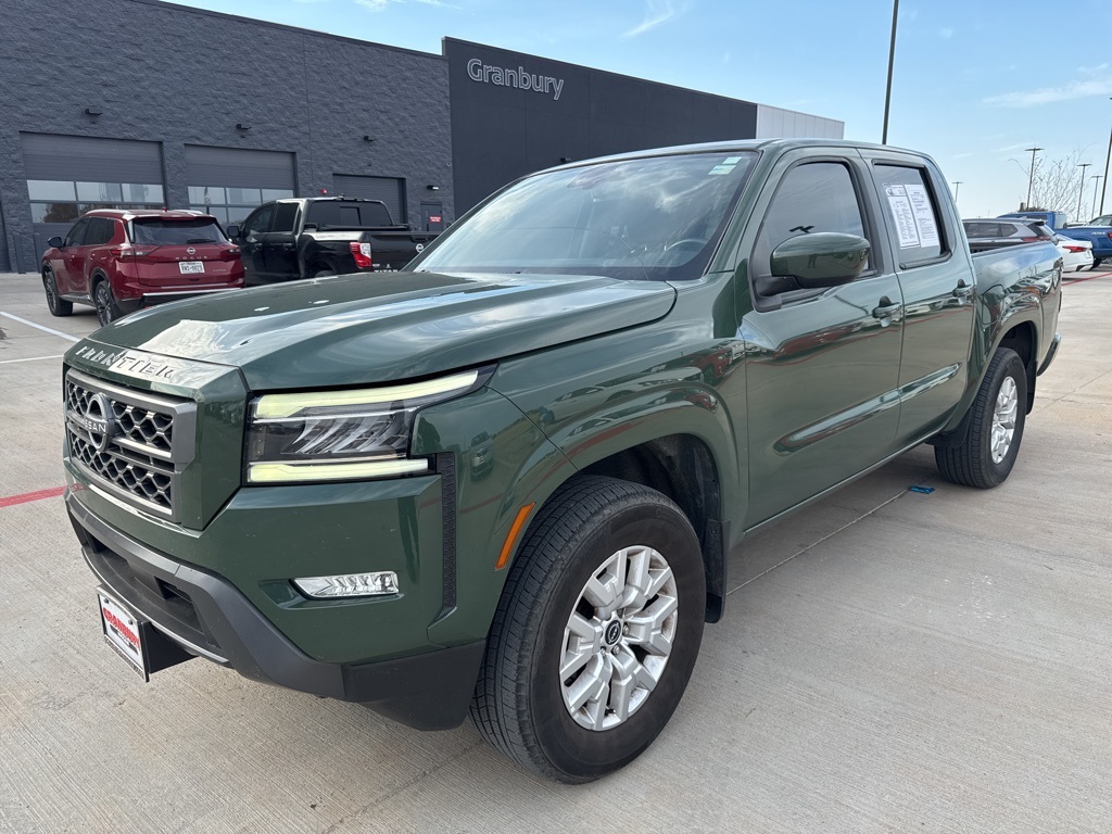 2023 Nissan Frontier SV's photo