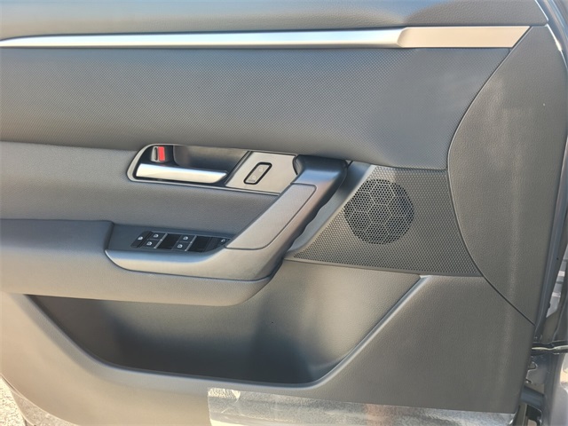 2025 Mazda CX-50 Preferred photo 19