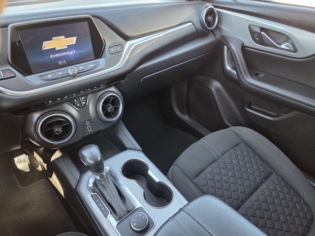 2020 Chevrolet Blazer 2LT photo 12