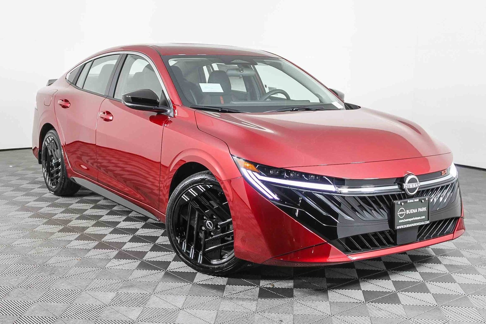 2026 Nissan Sentra SR's photo