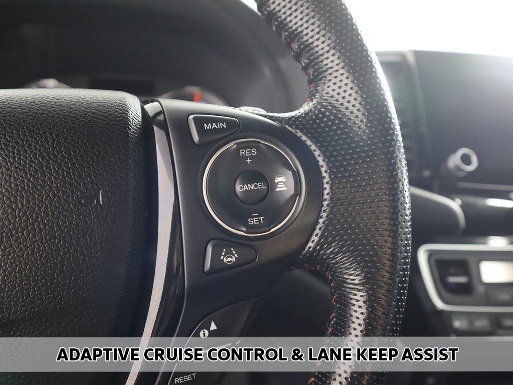 2022 Honda Ridgeline Black Edition photo 2